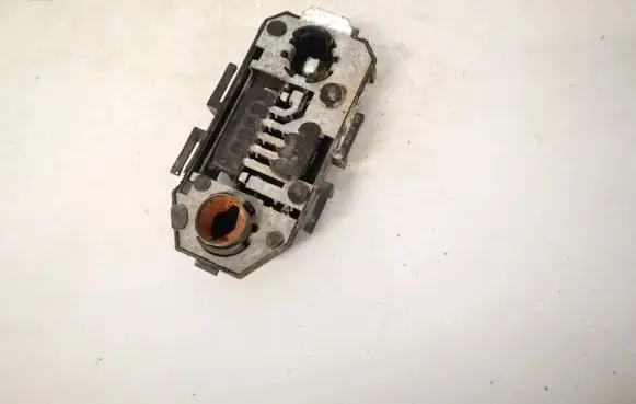 Seat Toledo II (1M) Tail light bulb cover holder 1m5945259