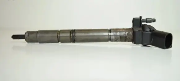 Audi Q7 4L Fuel injector 059130277CD