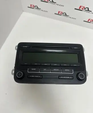 Volkswagen Jetta VI Radio/CD/DVD/GPS head unit 1K0035164J 28463405