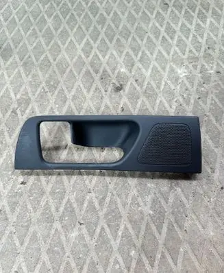 Toyota Avensis T250 Rear door handle trim 6761805040 8616005090