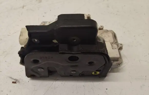 Audi A6 S6 C6 4F Rear door lock 37S09