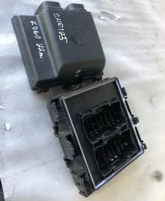 Ford Kuga III Fuse box set Mx6t14d068eba