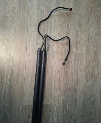 Volkswagen ID. Buzz Tailgate/trunk strut/damper 1T3827851A