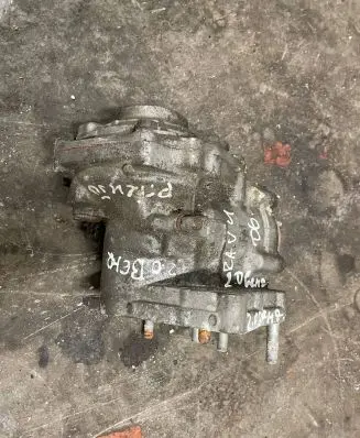 Toyota RAV 4 (XA30) Front differential W821W243 W82