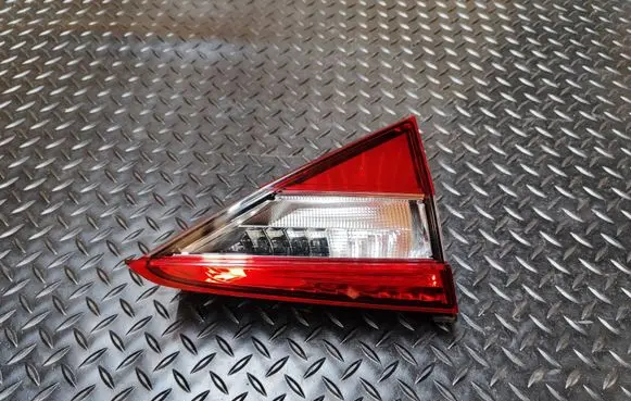 Skoda Superb B8 (3V) Tailgate rear/tail lights 3v5945307c