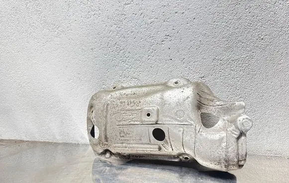 Opel Insignia A Exhaust heat shield 55562332