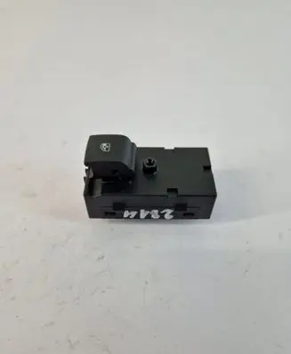 Opel Mokka Electric window control switch 13301888