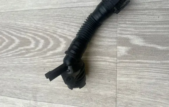 BMW 3 E92 E93 Breather hose sensor 7590163 11127590163