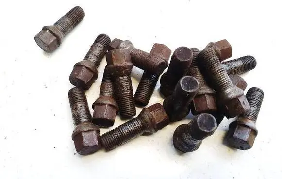 Volvo S60 Nuts/bolts 