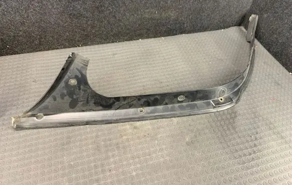 Mercedes-Benz CL C216 Tailgate/trunk side cover trim A2166930133
