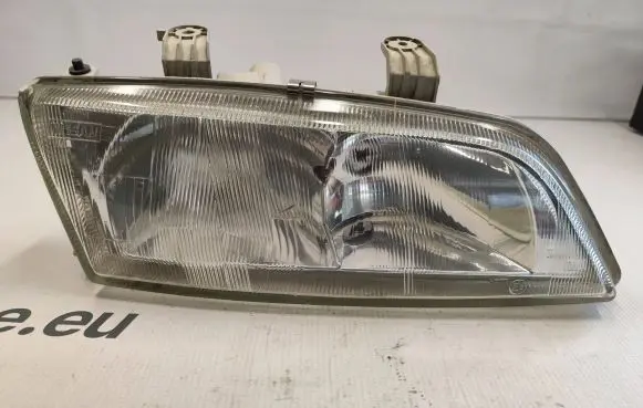 Nissan Primera Headlight/headlamp 04HCR5719