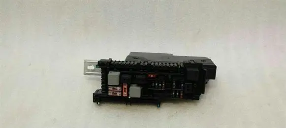 Mercedes-Benz GLK (X204) SAM control unit A2049005301