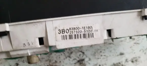Toyota Corolla Verso AR10 Speedometer (instrument cluster)