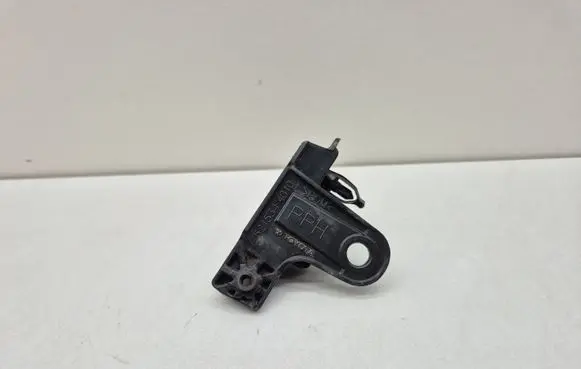 Toyota C-HR I Rear bumper mounting bracket 52153F4010