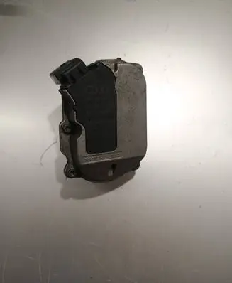 Audi A8 S8 D3 4E Intake manifold valve actuator/motor 057129086L A2C53106044 1019812S01