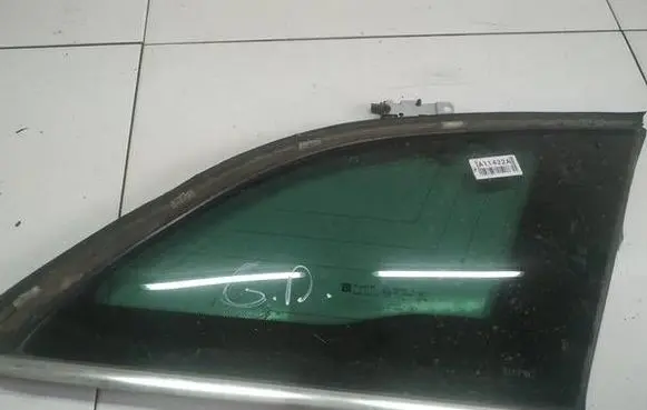 Opel Insignia A Rear side window