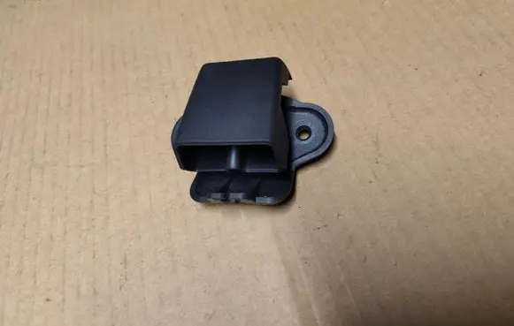 Engine bonnet (hood) release handle