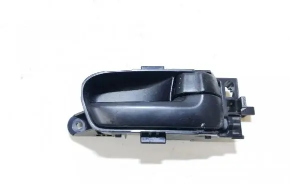 Suzuki Grand Vitara II Front door interior handle