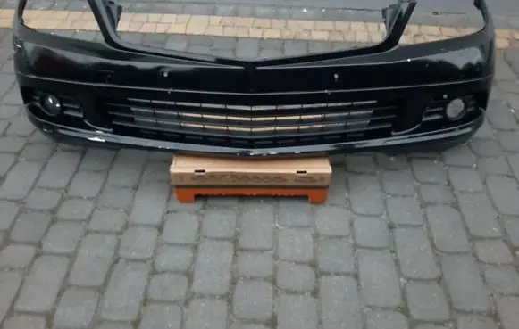 Mercedes-Benz C W204 Front bumper