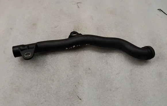 Toyota Auris 150 Engine coolant pipe/hose 162780R010