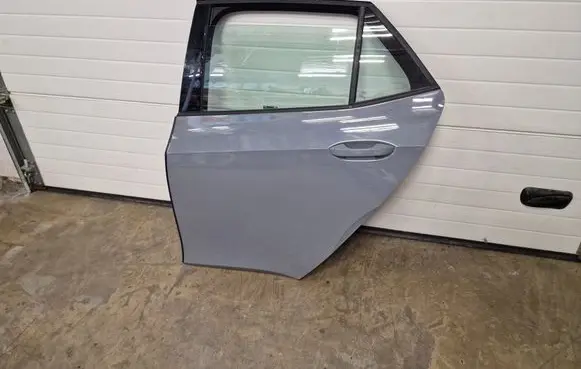 Cupra Born Rear door
