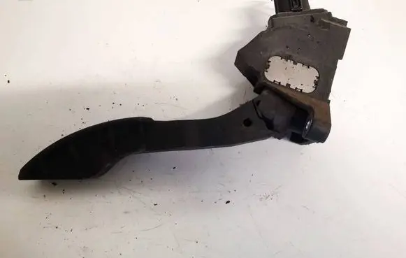 Toyota Auris 150 Accelerator throttle pedal 7811002020 78110-02020