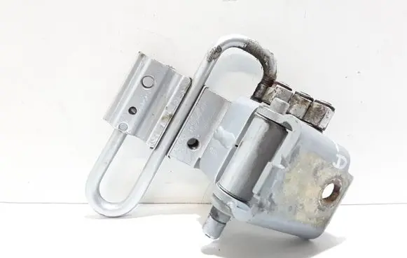 Audi A8 S8 D3 4E Rear door lower hinge