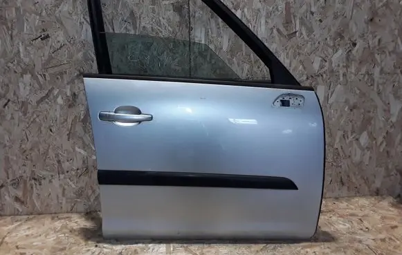 Citroen C4 Grand Picasso Front door