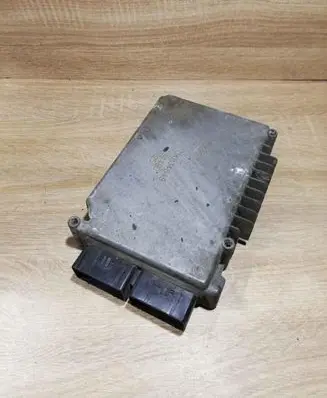 Chrysler Voyager Engine control unit/module ECU P04883267 04883267
