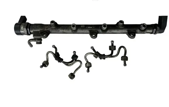 BMW 5 E60 E61 Fuel main line pipe 0445214030 7187164