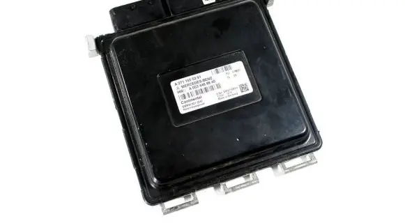 Mercedes-Benz E W212 Engine control unit/module A2711500391