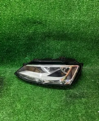 Volkswagen Jetta VI Headlight/headlamp 5C7941005A