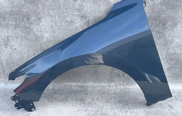Mazda 3 Fender