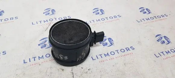 BMW 5 E60 E61 Mass air flow meter 7793633