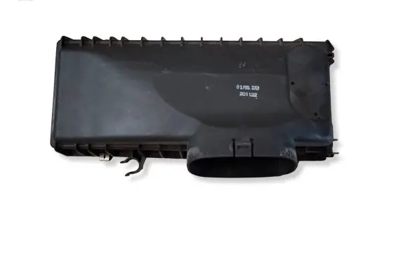 BMW 6 F12 F13 Air filter box cover 70528996 8507565
