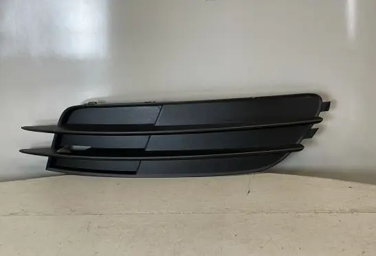 Audi A6 C7 Front bumper lower grill 4G0807682F 4G0807682