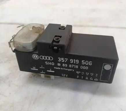 Volkswagen Sharan Coolant fan relay 357919506 898718000