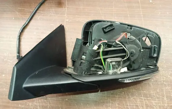 Renault Kadjar Front door electric wing mirror 963026008R 963023190R