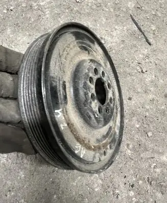 Audi A6 S6 C5 4B Crankshaft pulley