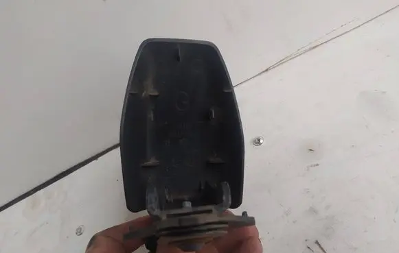 Citroen Berlingo Tailgate/trunk/boot hinge 109952 9684012880