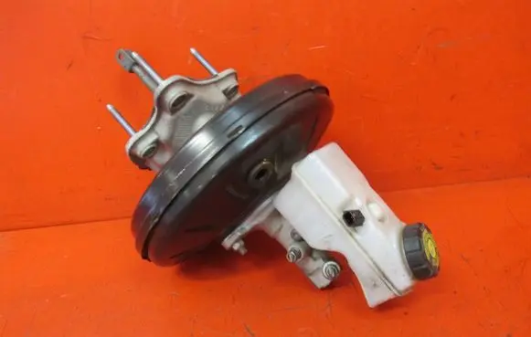 Renault Captur Brake booster 472103202R
