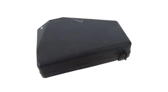 Subaru Outback (BS) Fuse box cover MB504301B