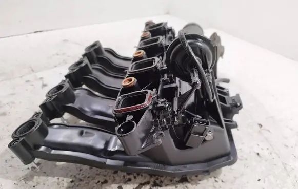 BMW X3 E83 Intake manifold 7795393