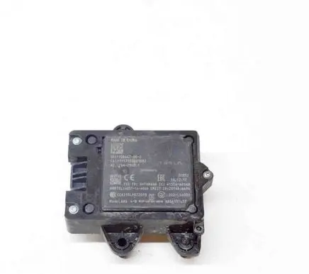 Tesla Model X Distronic sensor radar 4135AARS4B 110864700C
