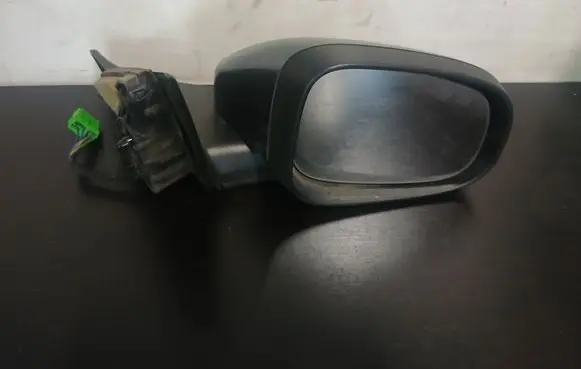 Volvo V70 Front door electric wing mirror 4300554