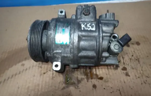 Volkswagen PASSAT B6 Air conditioning (A/C) compressor (pump) 1K0820803C