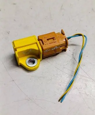 Suzuki SX4 S-Cross Airbag deployment crash/impact sensor 3893061M20S4 3893061M20