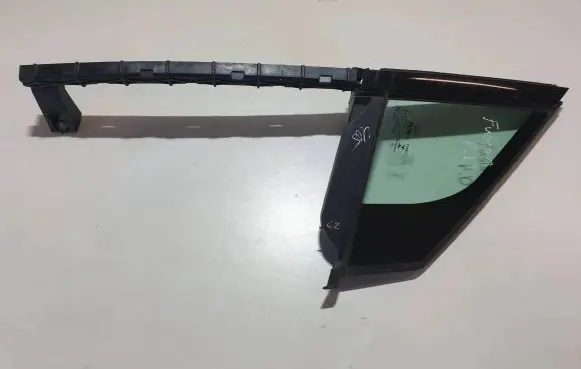 Ford Fusion II Front door vent window glass four-door DS73F21400