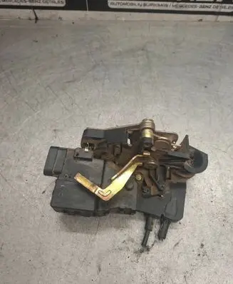 Mercedes-Benz ML W163 Rear door lock A1637302235