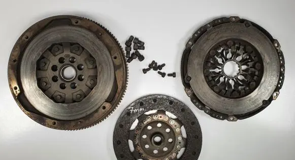 Renault Koleos I Clutch set kit 8200705976